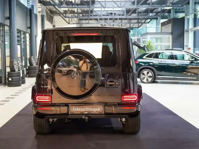 Mercedes-Benz G 500