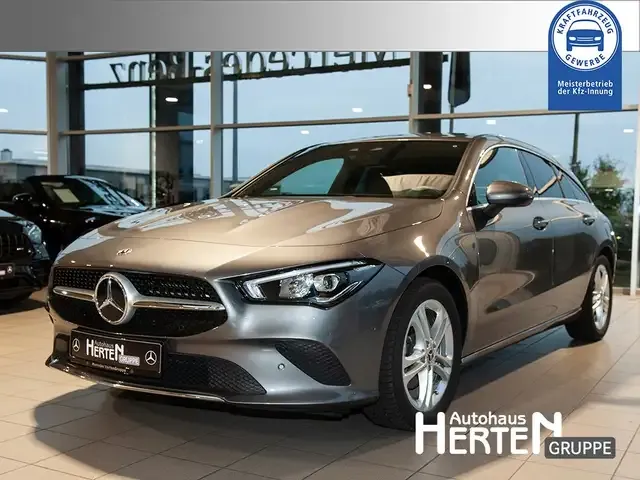 Mercedes-Benz CLA 180