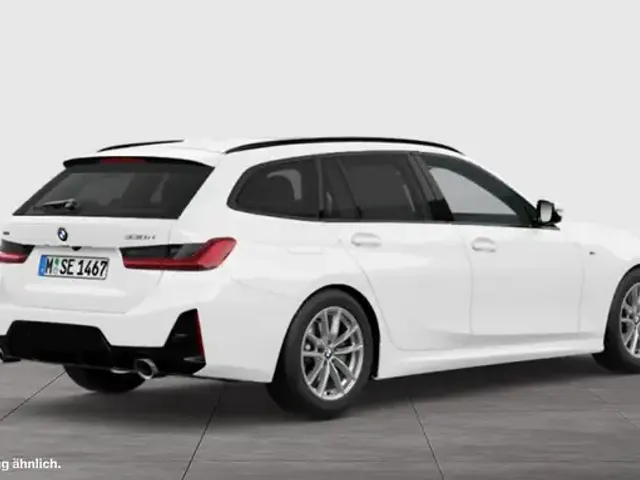 BMW 330