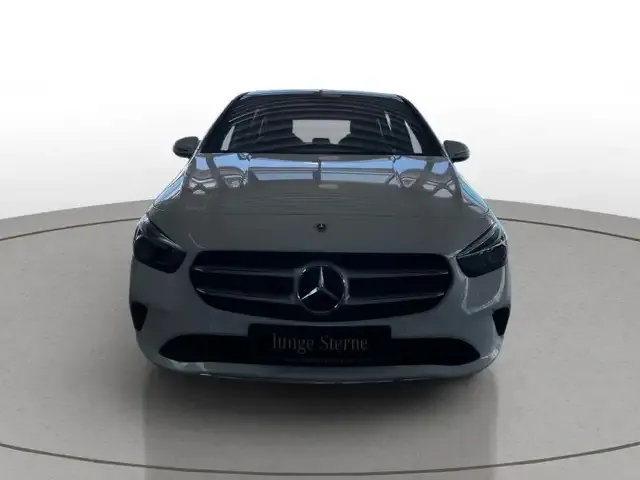 Mercedes-Benz B 250