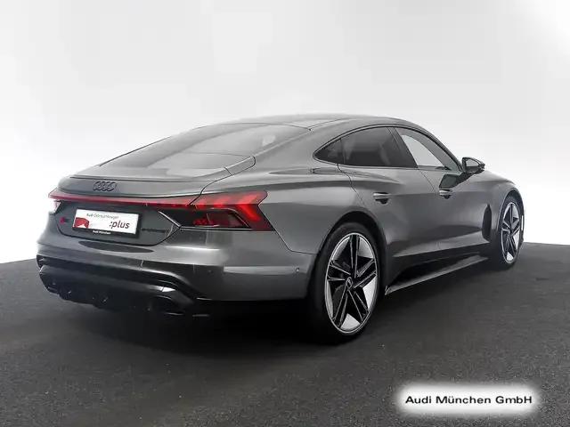 Audi RS e-tron GT