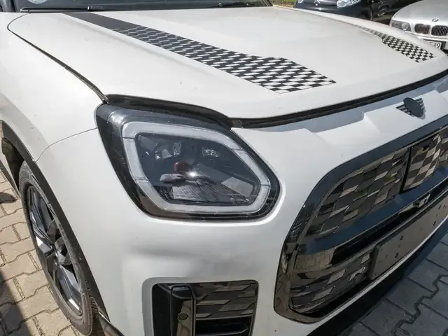 MINI Cooper SE Countryman