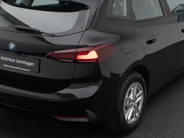 BMW 216