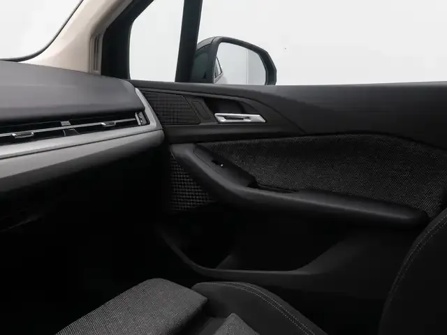 BMW 216
