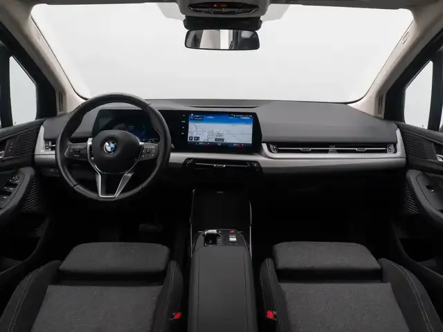 BMW 216