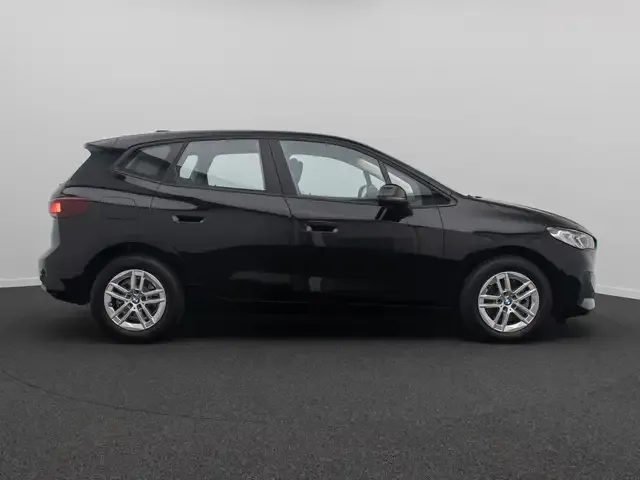 BMW 216