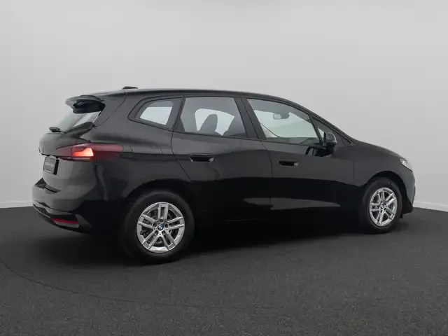 BMW 216