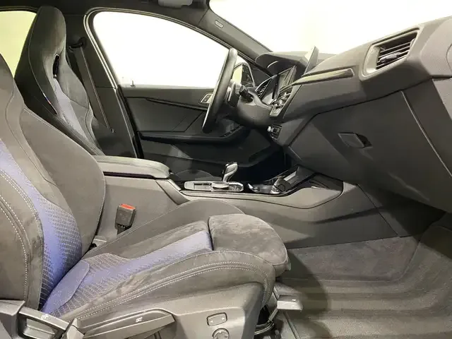 BMW 128
