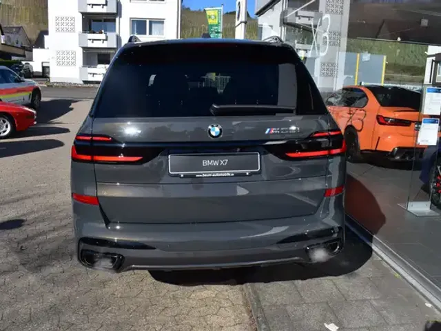 BMW X7 M