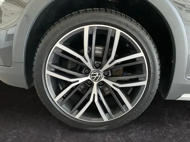 Volkswagen Passat Alltrack