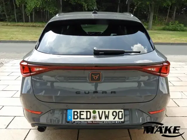 CUPRA Leon