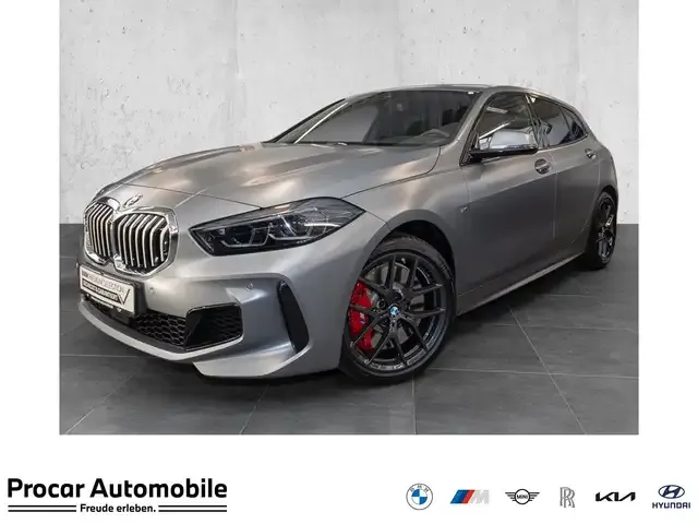 BMW 128