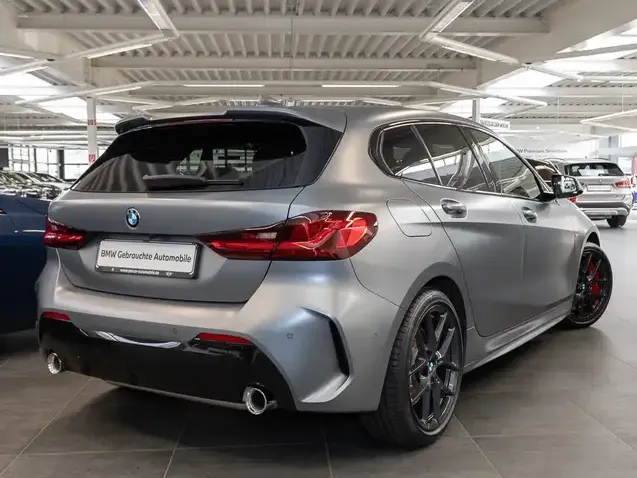 BMW 128