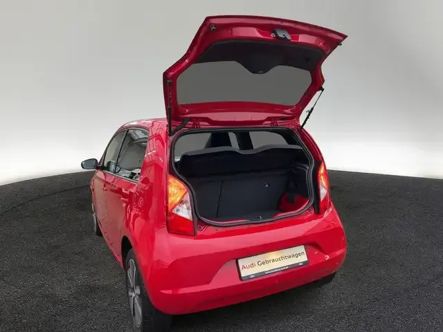 SEAT Mii