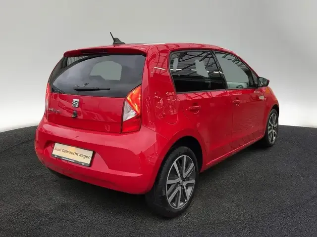 SEAT Mii