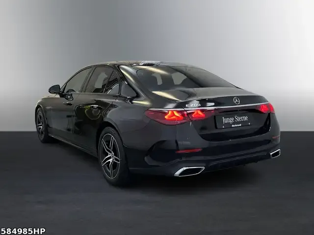 Mercedes-Benz E 200