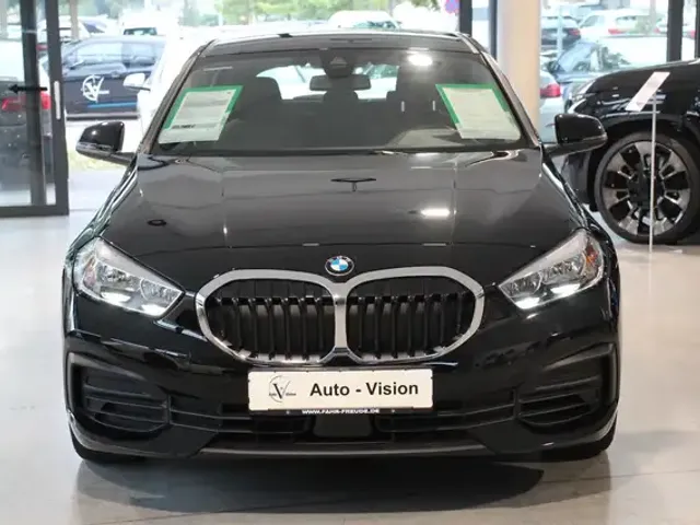 BMW 118