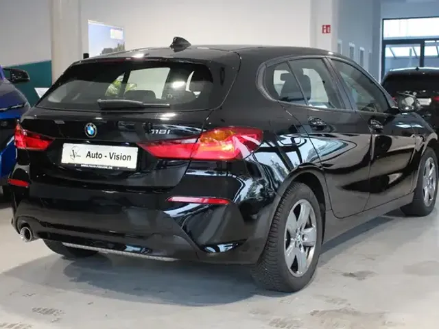 BMW 118