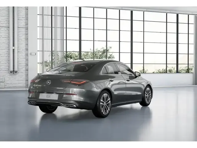 Mercedes-Benz CLA 200