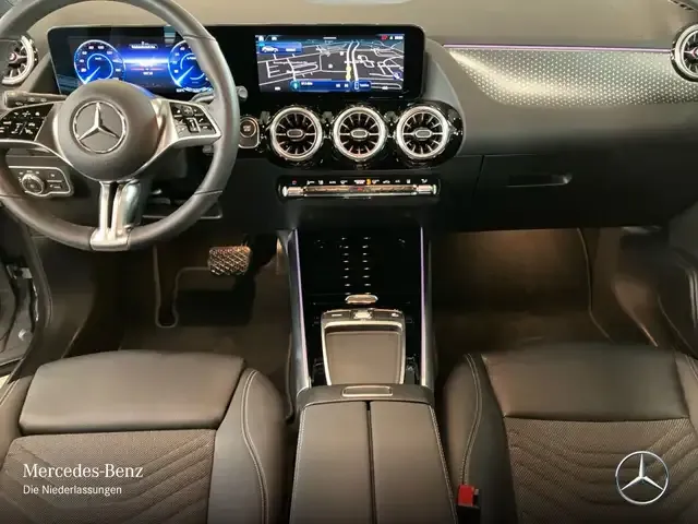 Mercedes-Benz EQA 300