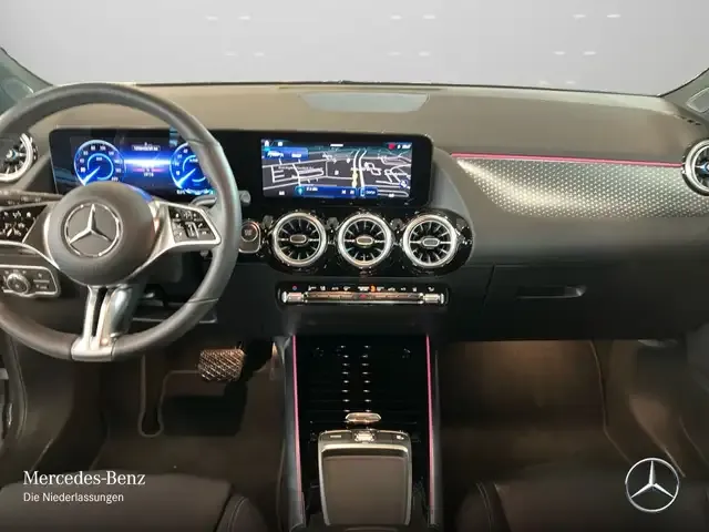 Mercedes-Benz EQA 300