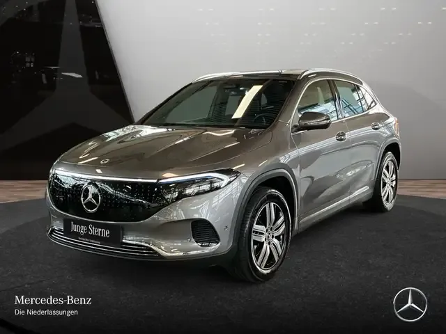 Mercedes-Benz EQA 300