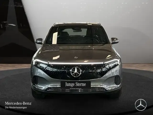 Mercedes-Benz EQA 300