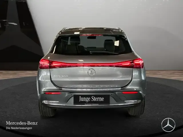 Mercedes-Benz EQA 300