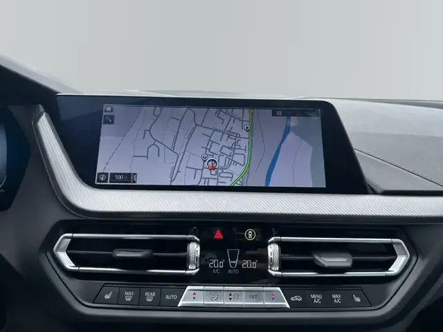 BMW 235