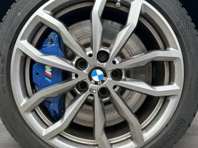 BMW 235