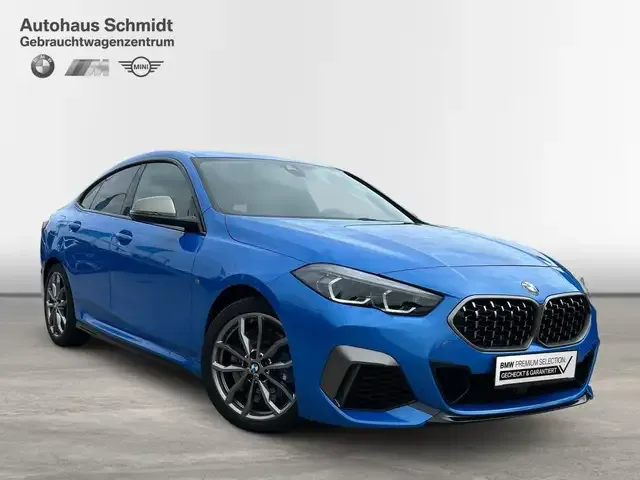 BMW 235