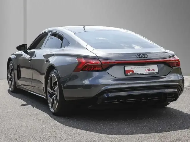 Audi e-tron GT