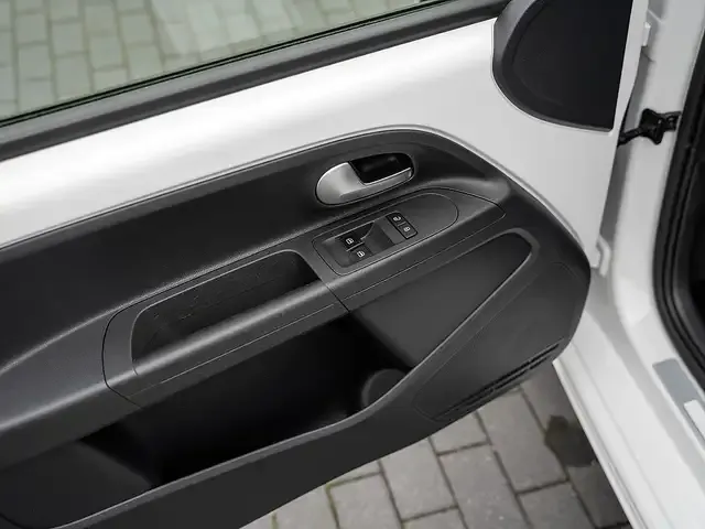 Volkswagen e-up!