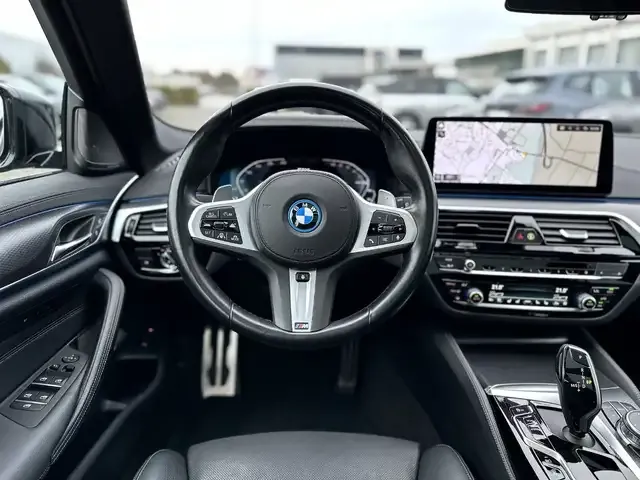 BMW 530