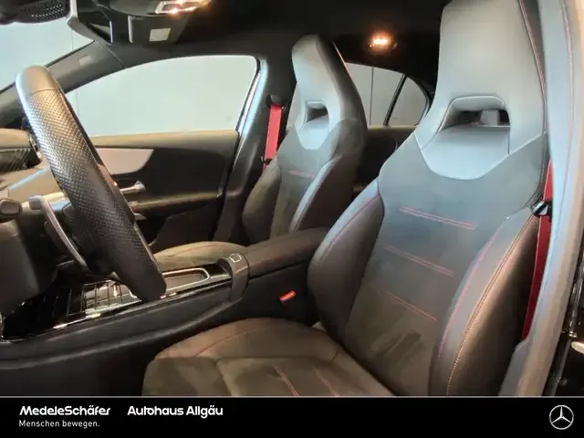 Mercedes-Benz A 35 AMG