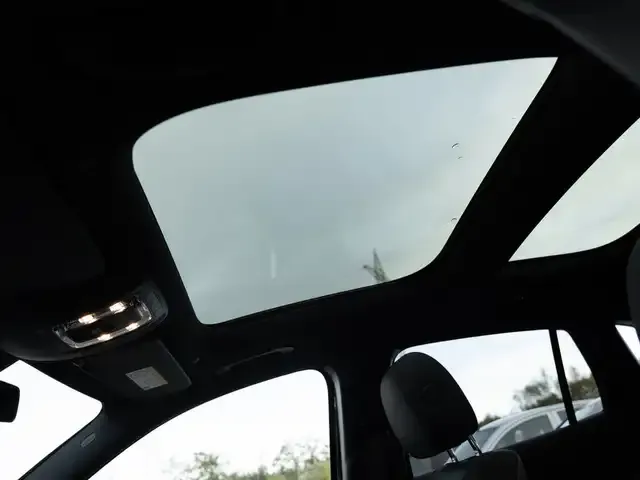 Mercedes-Benz GLA 220