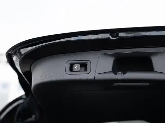 Mercedes-Benz GLA 220