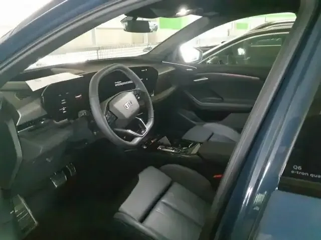 Audi Q6