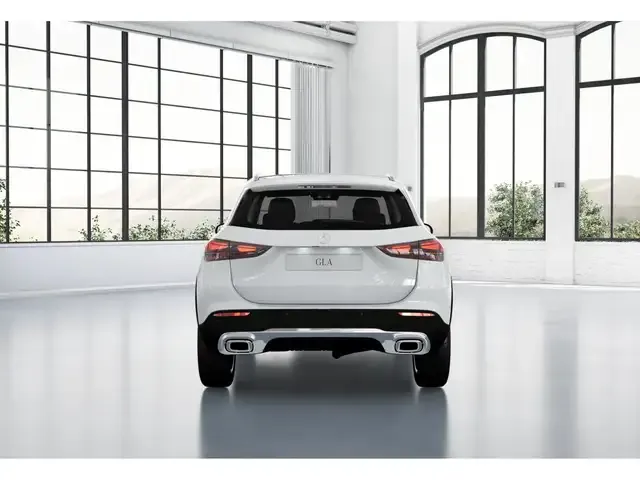 Mercedes-Benz GLA 220