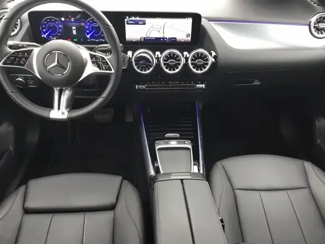 Mercedes-Benz EQA 300