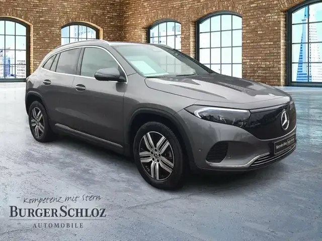 Mercedes-Benz EQA 300