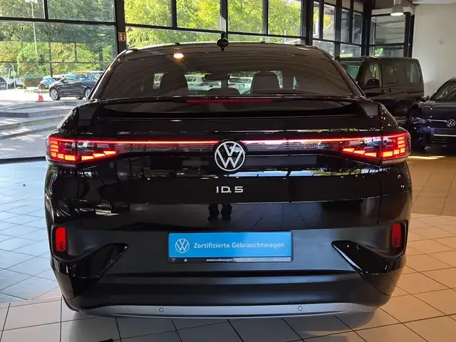 Volkswagen ID.5