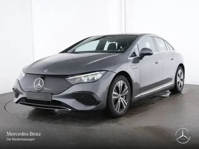 Mercedes-Benz EQE 300