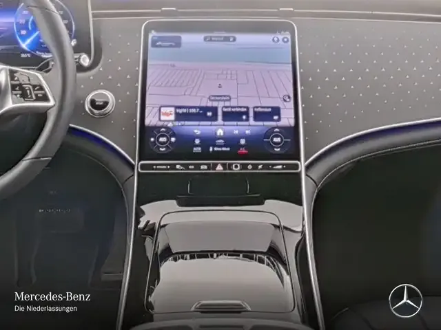 Mercedes-Benz EQE 300
