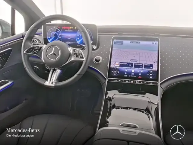 Mercedes-Benz EQE 300