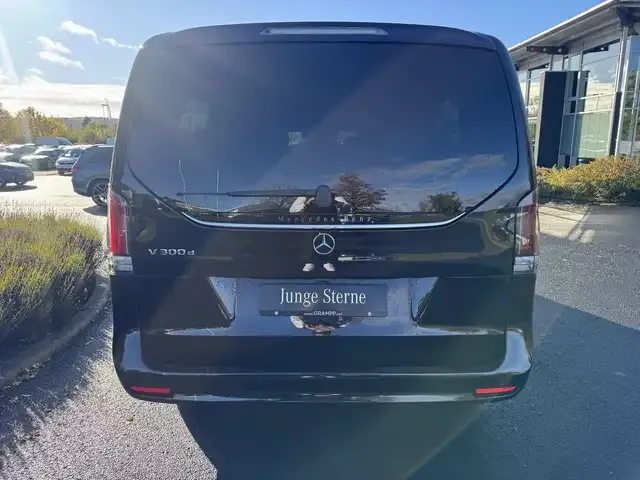 Mercedes-Benz V 300