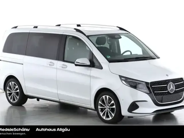 Mercedes-Benz V 220