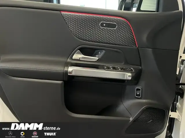 Mercedes-Benz EQB 300