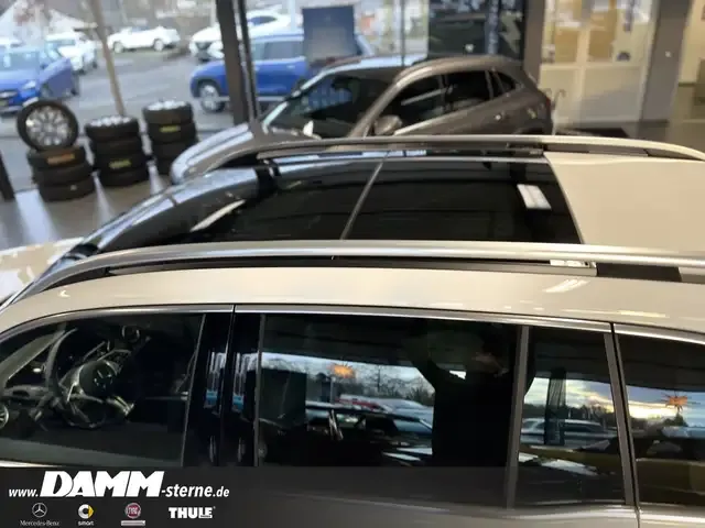 Mercedes-Benz EQB 300