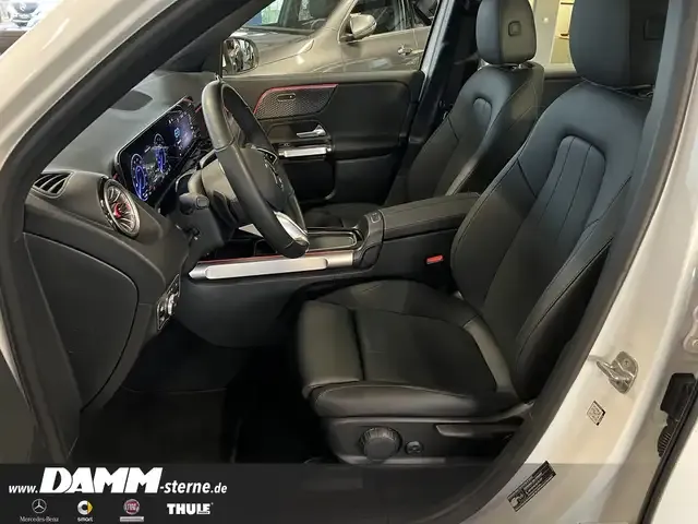 Mercedes-Benz EQB 300